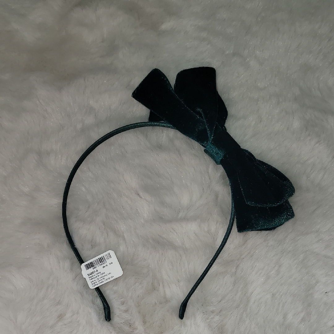 Elegant Green Velvet Bow Headband